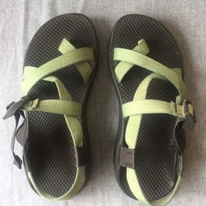 Women’s light green Chaco sandals, 9 wide